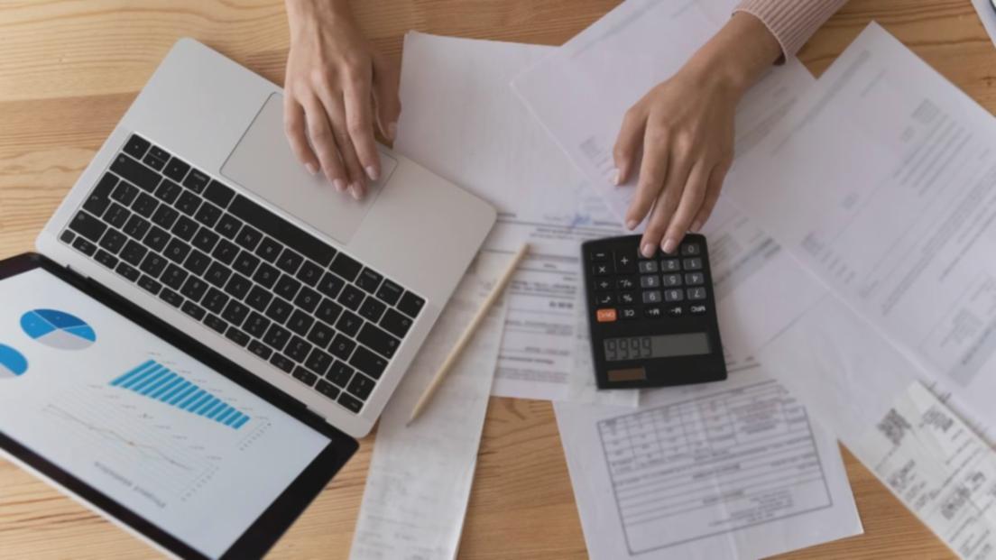 Financial analysis teaching materials